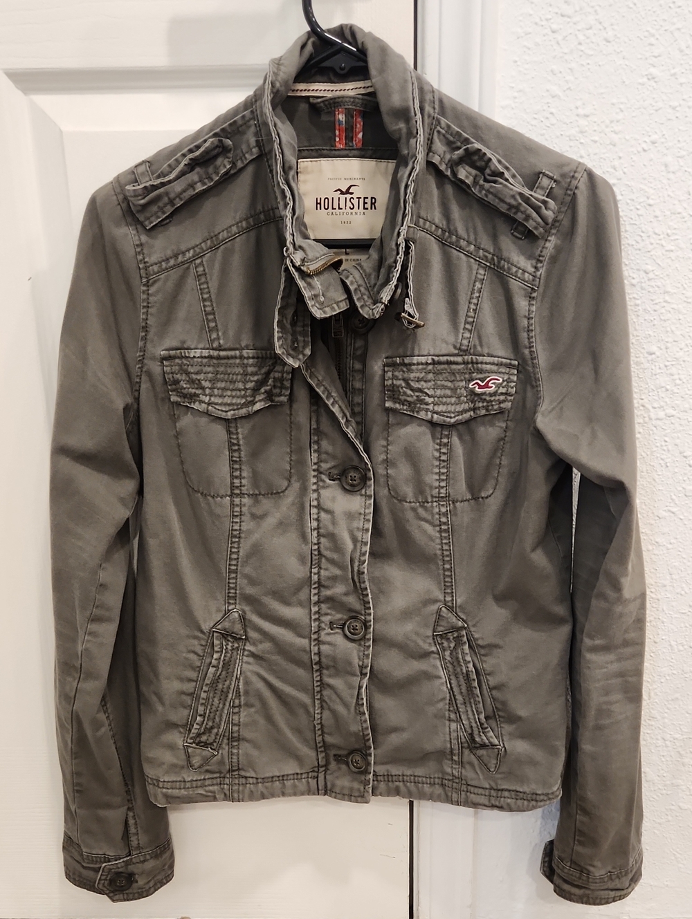 Hollister Women's Olive-Green Button Utility Jacket